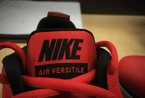 耐克AIR VERSATILE静态开潮牌箱 耐克AIR VERSATILE怎么样（耐克AIR VERSATILE静态开箱 耐克AIR VERSATILE怎么样）