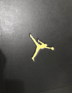 AJ 13珍珠鱼皮静态开箱潮牌商城 Air Jordan 13 'Altitude'实物鉴赏（AJ 13珍珠鱼皮静态开箱 Air Jordan 13 'Altitude'实物鉴赏）
