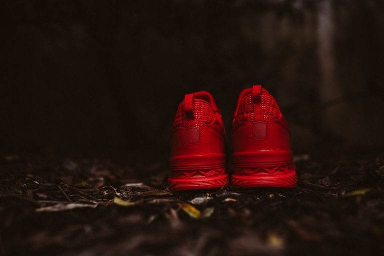 New Balance 574S大红好看吗 New Balance 574S“Triple Red”开箱赏析