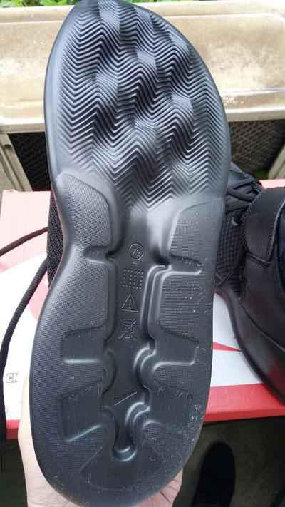nike kwazi实战测评 耐克kwazi鞋底耐磨吗