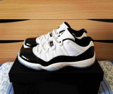 乔丹突然对世界宣布：“潮牌汇潮牌网Im back！” 那是1995年的3月18日（aj11伯爵真假对比 aj11伯爵和大魔王区别）