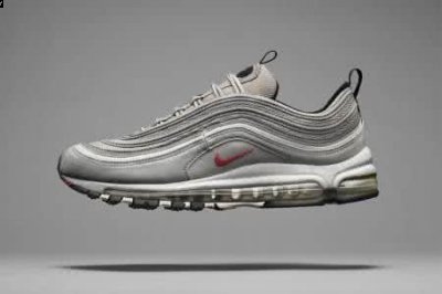 奠定了金属光泽在这款潮牌鞋设计历史上的核心地位（nike air max97脚感 nike air max97上脚图）