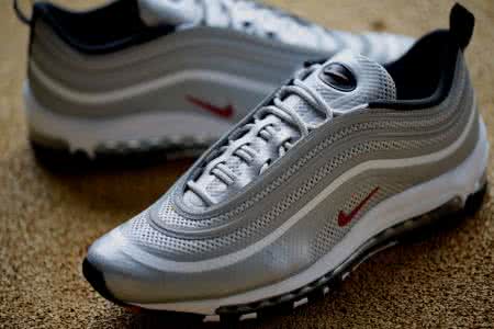 nike air max97脚感 nike air max97上脚图