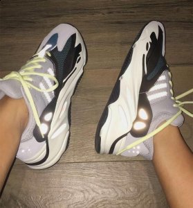 Yeezy Boost 700多少钱潮牌品牌 Yeezy Boost 700市场价格（Yeezy Boost 700多少钱 Yeezy Boost 700市场价格）