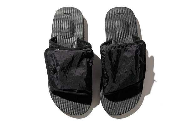 醒目的色调和潮牌资讯精湛的工艺著称（Suicoke x UNUSED 全新定制鞋款系列释出，两色可选）