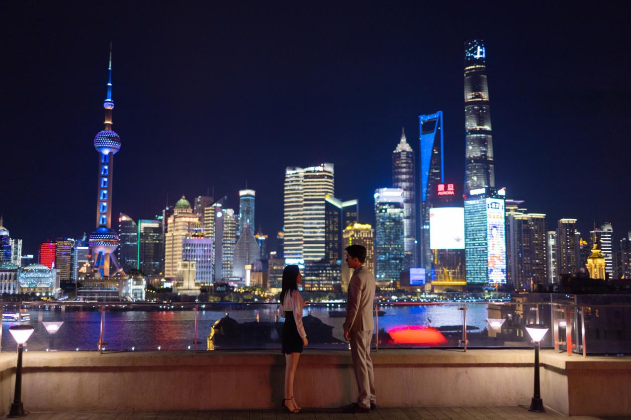 陆既明这个人物也潮牌信息越来越展现了他的内心（《请叫我总监》：好的爱情是一场势均力敌的博弈）