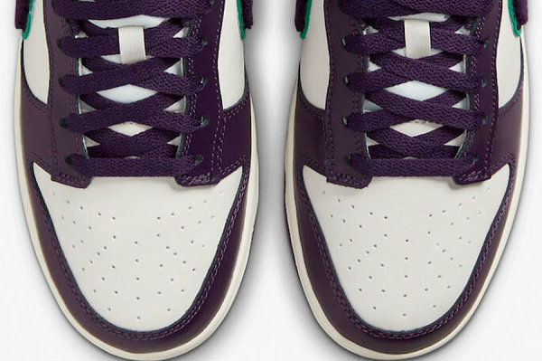 同时侧边对钩则潮牌商城有绿色包边细节（耐克 Dunk Low 全新“Chenille Swoosh”配色鞋款公布）