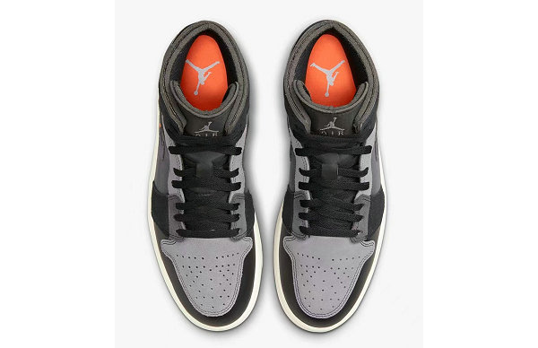  此番潮牌汇潮牌潮牌网了解到（AJ1 Mid 全新“Inside Out”配色鞋款即将来袭）