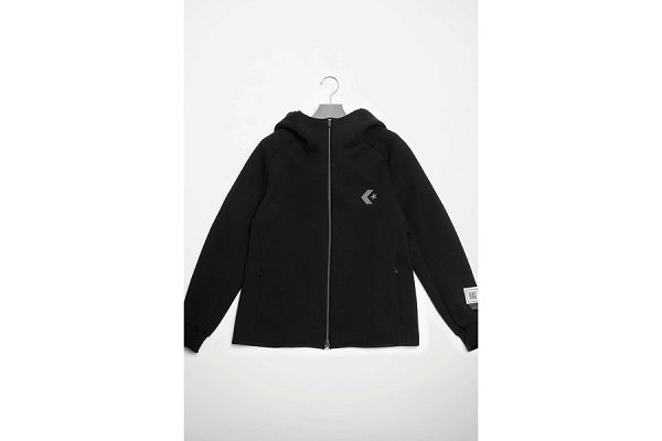  匡威 x Fumito Ganryu 全新潮牌品牌联乘服饰系列 现已全面开售（匡威 x Fumito Ganryu 全新联乘服饰系列上市）