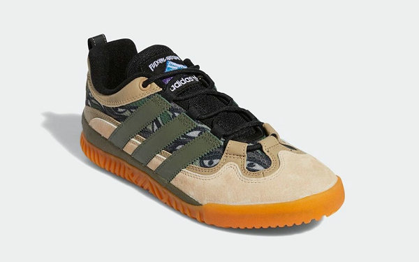 这一次 Fucking Awesome 挑选了潮牌汇潮牌网 Adidas 经典 Experiment 1 鞋型为基础重塑（阿迪达斯 x Fucking Awesome 全新联名 Experiment 1 鞋款上市）