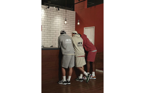 Bape x 新百伦全新合作“潮牌商城Training Camp”系列即将来袭（Bape x 新百伦全新合作“Training Camp”系列即将来袭）