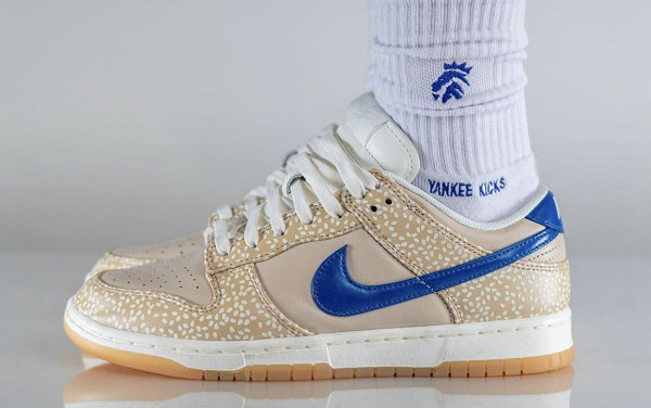 不过密恐者可能就有些下头了..潮牌信息. 芝麻 Dunk Low 鞋款全新“Sesame”配色 每双 $120（芝麻 Dunk Low 鞋款全新“Sesame”配色抢先预览）