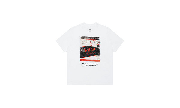 请关注 Doublet潮牌汇潮牌网店 品牌官网及网店 （Doublet 全新“HISTORY EMBROIDERY T-SHIRT”系列亮相）