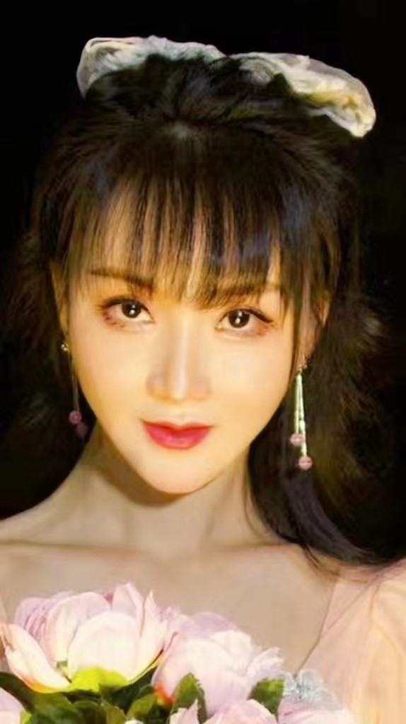  曾征：丽美潮牌佳人、天蝎座（《新牛郎织女》于七夕在酷狗、QQ正式上线）