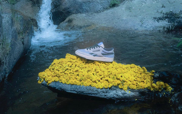 这一次官方找来了鞋履品牌潮牌 Reebok 炮制了全新 Club C Revenge 鞋履（锐步 x Brain Dead 全新联名 Club C Revenge 鞋款即将来袭）