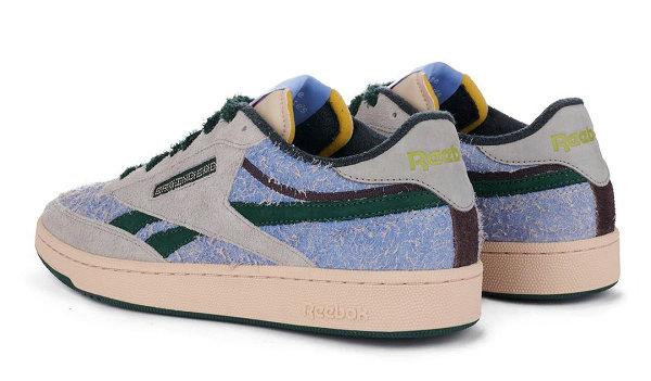 这一次官方找来了鞋履品牌潮牌 Reebok 炮制了全新 Club C Revenge 鞋履（锐步 x Brain Dead 全新联名 Club C Revenge 鞋款即将来袭）