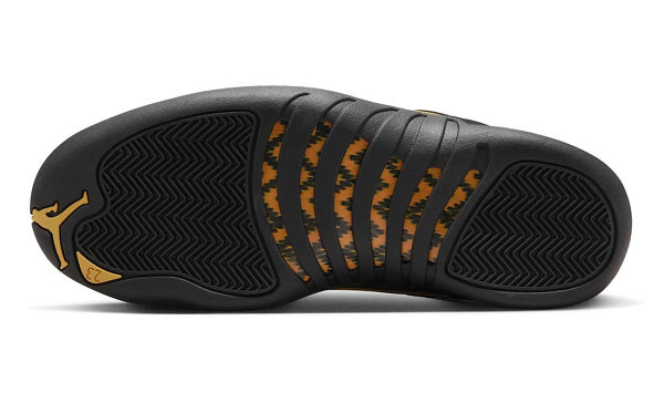 黑黄 AJ12“Black Taxi”配潮牌信息色鞋款公布，暗黑版设计（黑黄 AJ12“Black Taxi”配色鞋款公布，暗黑版设计）