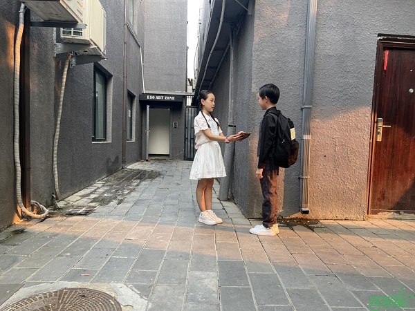 喜聚星旗下签约儿童演员潮牌信息赵洛心受邀参与经典短剧拍摄（喜聚星旗下签约儿童演员赵洛心受邀参与经典短剧拍摄）