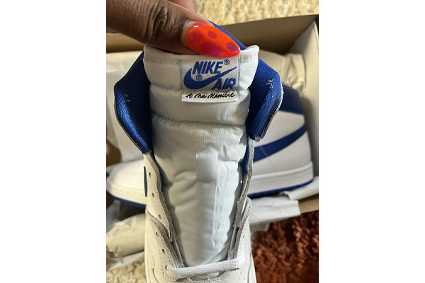 目前暂未明潮牌商城确何时发售（A Ma Maniére x Air Ship“Game Royal”联名鞋款实物曝光）