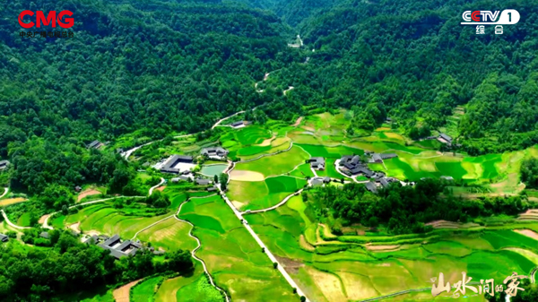 送出山水潮牌信息间的寄语（总台大型文旅探访节目《山水间的家》本周首播见证十年乡村巨变）