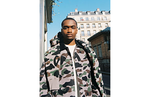 系列围绕着“IN潮牌信息TERACTION #15”主题展开（Bape x A.P.C. 全新联名“INTERACTION #15”系列即将登场）