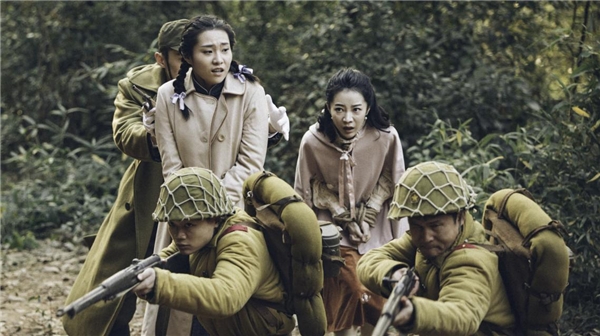 不知是否符合观众潮牌信息心目中的“特务局长”（实力演员还原先辈风采，电影《证明》聚焦上海革命“红色摇篮”）