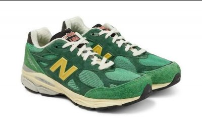 在Patta 联乘版本曝潮牌汇潮牌网光后 990v3 再发新配色（New Balance 990v3 全新 Green/Yellow 配色即将发售）