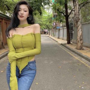 绿色显白还是显黑  潮牌冬季如何御寒提醒（绿色显白还是显黑 ）