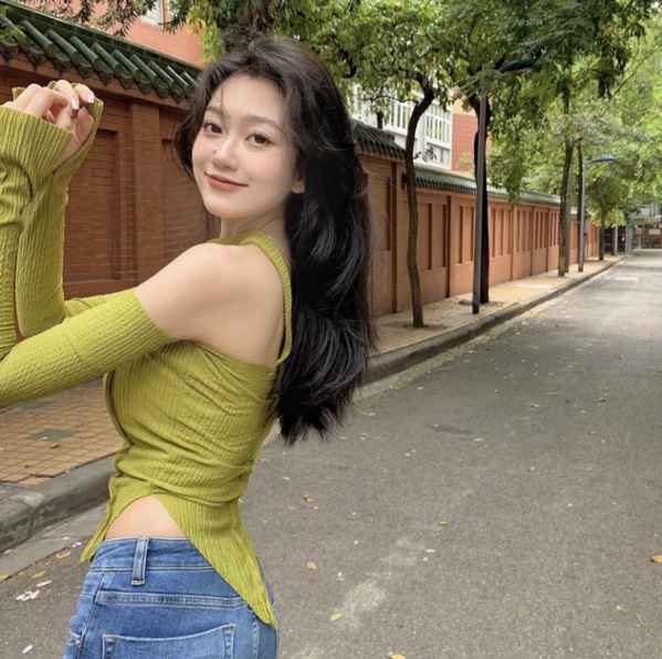 绿色显白还是显黑  潮牌冬季如何御寒提醒（绿色显白还是显黑 ）