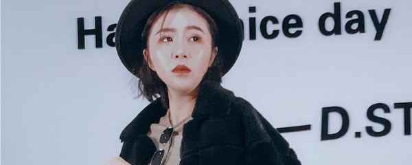 这种天气还是帽子最实用了 潮牌冬季如何御寒提醒（帽子与衣服的搭配 回头率100% ）