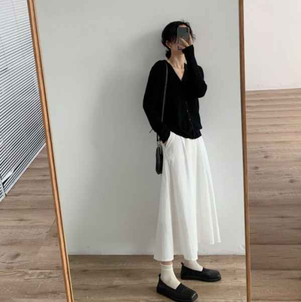  平时穿衣服一定要根据气温来增减 2022秋冬潮牌新款推荐（25度能穿夏天衣服吗 ）
