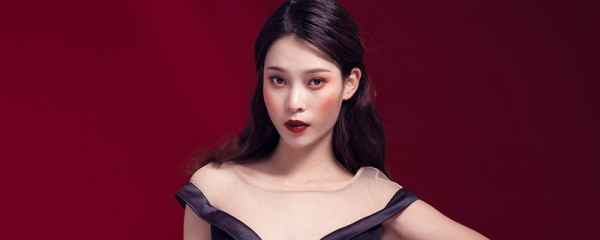 但是医美的东西又不想碰 潮牌冬季如何御寒提醒（双下巴要怎么才能解决呢 收下这份化妆技巧 ）