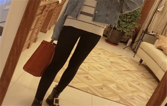 例如衣服的肩膀哪种潮牌品牌比较好看？（鲨鱼裤是什么裤子 打底袜穿着掉档是质量不行吗 ）
