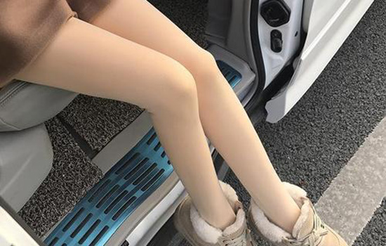 穿了光腿神器还能穿袜子吗 光腿神器和丝袜的区别 哪种潮牌品牌比较好看？（穿了光腿神器还能穿袜子吗 光腿神器和丝袜的区别 ）