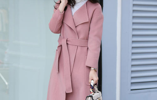 呢子大衣什么温度可以穿 冬天穿呢子好还是羽绒服好  潮牌冬季如何御寒提醒（呢子大衣什么温度可以穿 冬天穿呢子好还是羽绒服好 ）