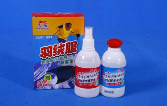 就可以轻松恢复到羽绒服原有的洁白 潮牌冬季如何御寒提醒（白色羽绒服发黄干洗店能洗白吗 学会这几招就能还它洁白如新 ）