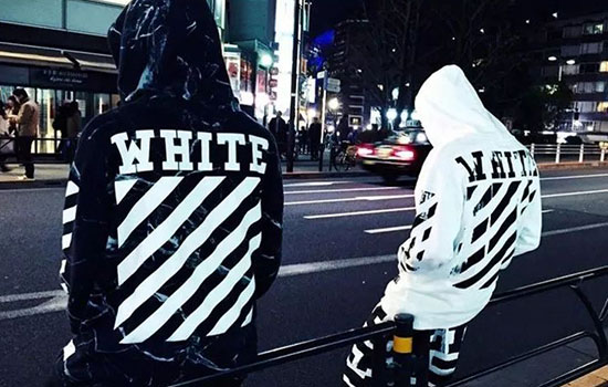 Virgil Abloh之所以会创立这个品牌是因为他想要去补足 Pyrex Vision 不足和没有办法呈现的部分 潮牌冬季如何御寒提醒（offwhite是什么牌子 街头潮流结合了高端时尚 ）