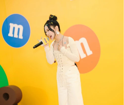  MM'S 先“声”而动 作为一个广受消费者喜爱超过80年的经典品牌哪种潮牌品牌比较好看？（唱响“逗趣人人有份”M#39;S中国发布品牌焕新主张）
