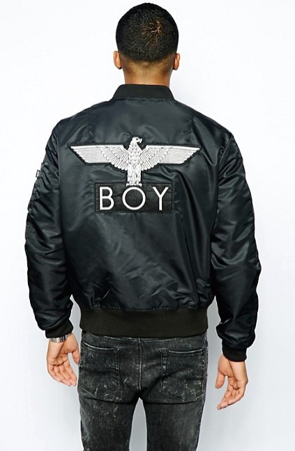  Boylondon满logo飞行夹克 近些年还蛮流行这种满logo的设计 2022秋冬潮牌新款推荐（boyLondon飞行夹克有哪些 这几款可以放心买买买 ）
