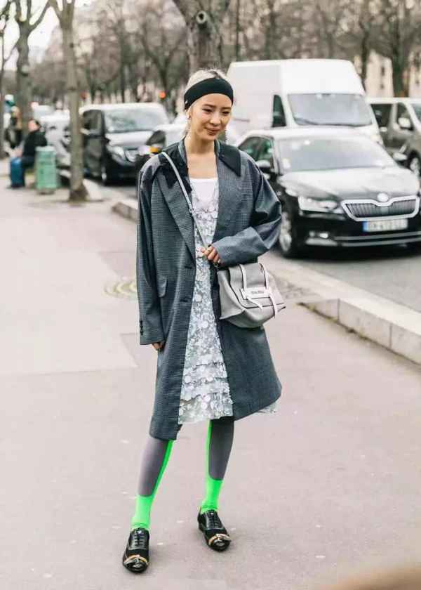 怪诞混着女人味 2022秋冬潮牌新款推荐（冬天怎么穿裙子不冷 有了这些谁说冬天不能穿裙子 ）