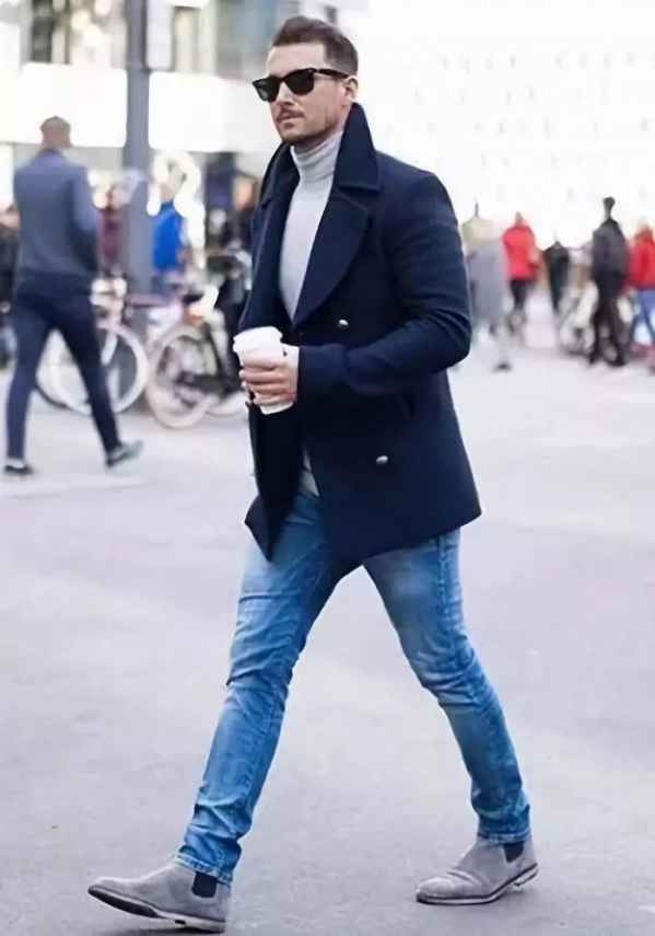 不会有人嫌弃你单调 2022秋冬潮牌新款推荐（男士大衣怎么搭配好看 大衣冬季绅士必备神器 ）