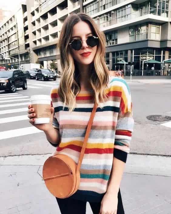女生秋冬穿什么颜色衣服好看 别总是黑白灰试试这些颜色美爆了  潮牌冬季如何御寒提醒（女生秋冬穿什么颜色衣服好看 别总是黑白灰试试这些颜色美爆了 ）