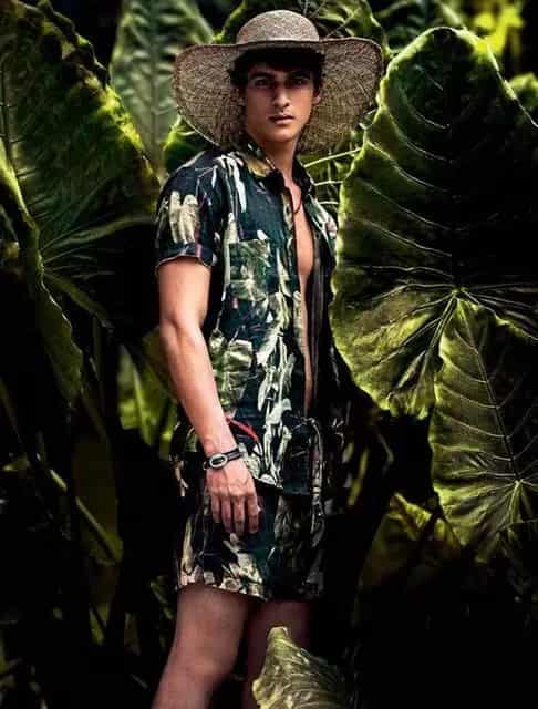 而这样的设计不单有遮阳功能 2022秋冬潮牌新款推荐（秋天戴什么帽子好看 其实秋天也是戴草帽的最佳季节 ）