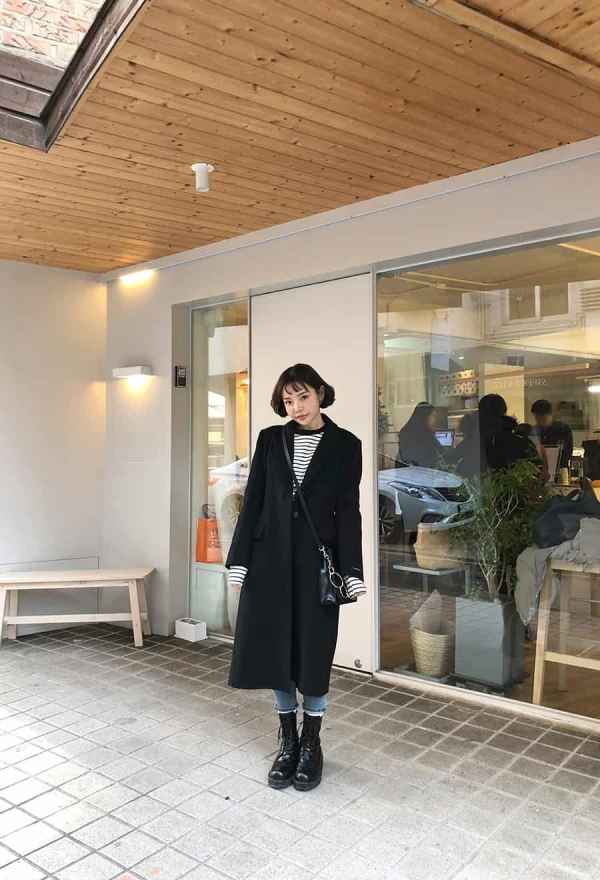 这种自带**感的芭蕾绑带鞋在造型上不仅设计感十足 潮牌冬季如何御寒提醒（春天穿什么鞋子 这几款鞋子让你的搭配焕然一新 ）