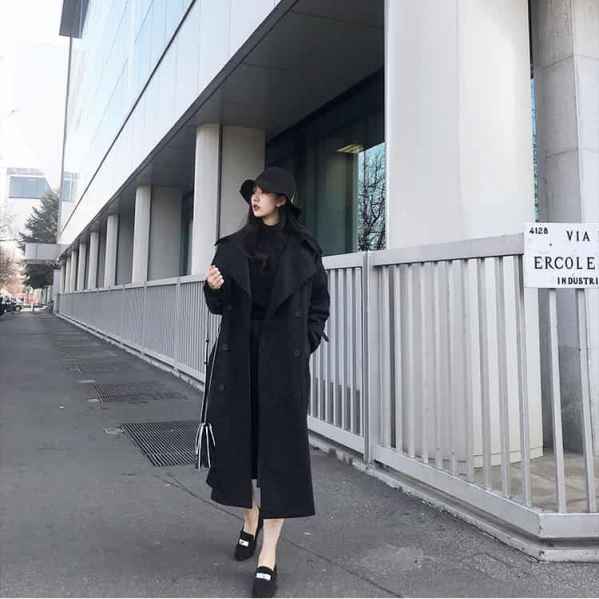还有卡其色、焦糖色**哪种潮牌品牌比较好看？（风衣什么颜色好看 不同的颜色展现不同的风采 ）