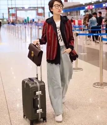 矮个子冬天怎么穿显高 看小个子明星实力教你显高穿搭  2022秋冬潮牌新款推荐（矮个子冬天怎么穿显高 看小个子明星实力教你显高穿搭 ）