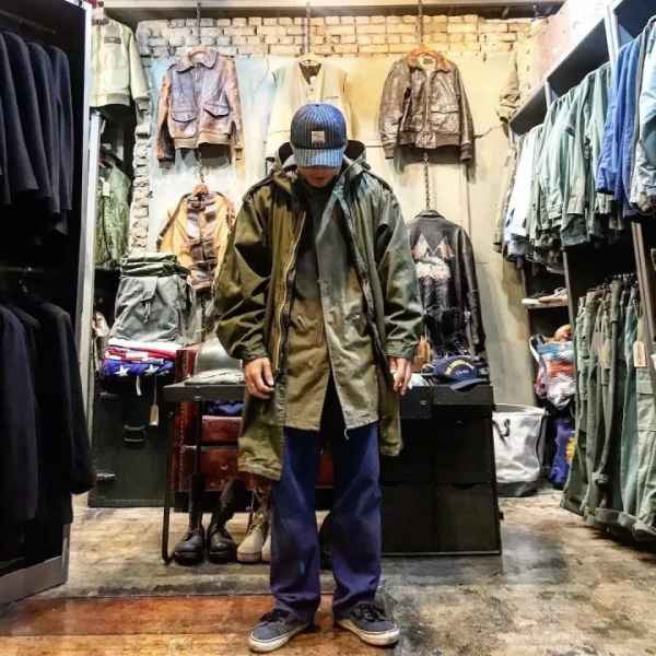又可以让羽绒服变得足够轻便 2022秋冬潮牌新款推荐（推荐羽绒服品牌 如何挑选羽绒服款式 ）
