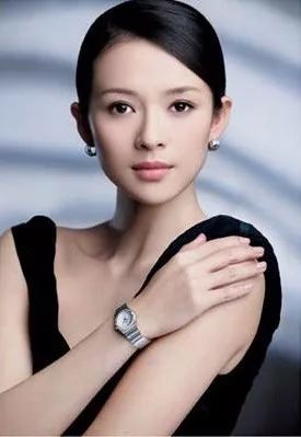 手表如何搭配图片 手表搭配技巧大全  2022秋冬潮牌新款推荐（手表如何搭配图片 手表搭配技巧大全 ）