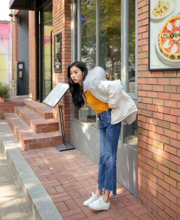 短款白色羽绒服怎么搭配 打造冬日少女甜美范儿  2022秋冬潮牌新款推荐（短款白色羽绒服怎么搭配 打造冬日少女甜美范儿 ）