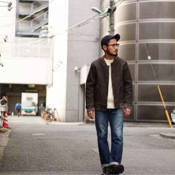 与 Human made、Neighborhood 等复古风格的品牌也有联名产品推出哪种潮牌品牌比较好看？（中年男人的穿衣搭配 大叔们也可以穿出绅士气质哦 ）